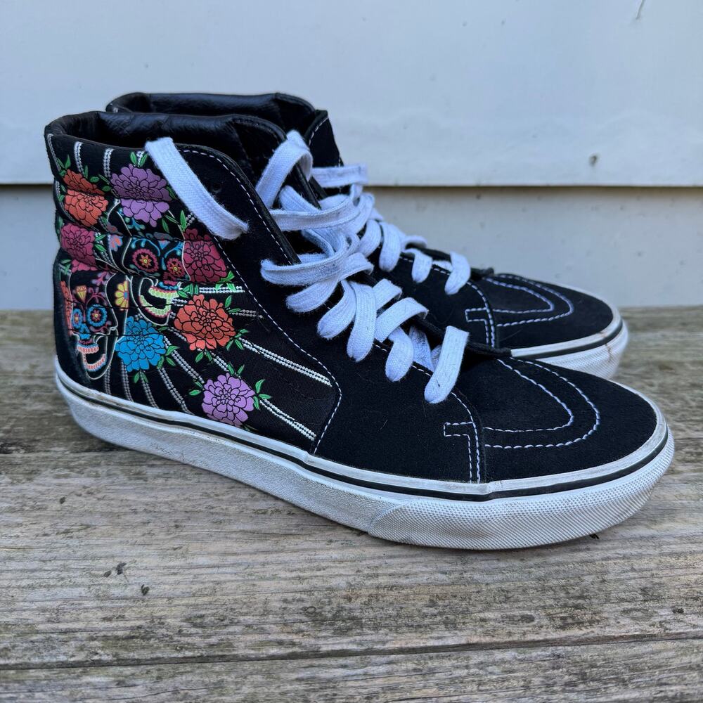 Vans S8 Hi Top Sneakers Dia De Los Muertos Black Suede Bold Skull Flower M8/W9.5